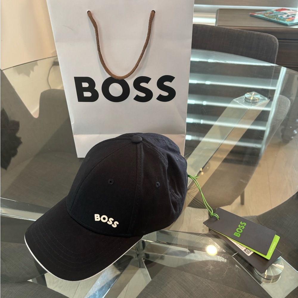 Boss Black hat
